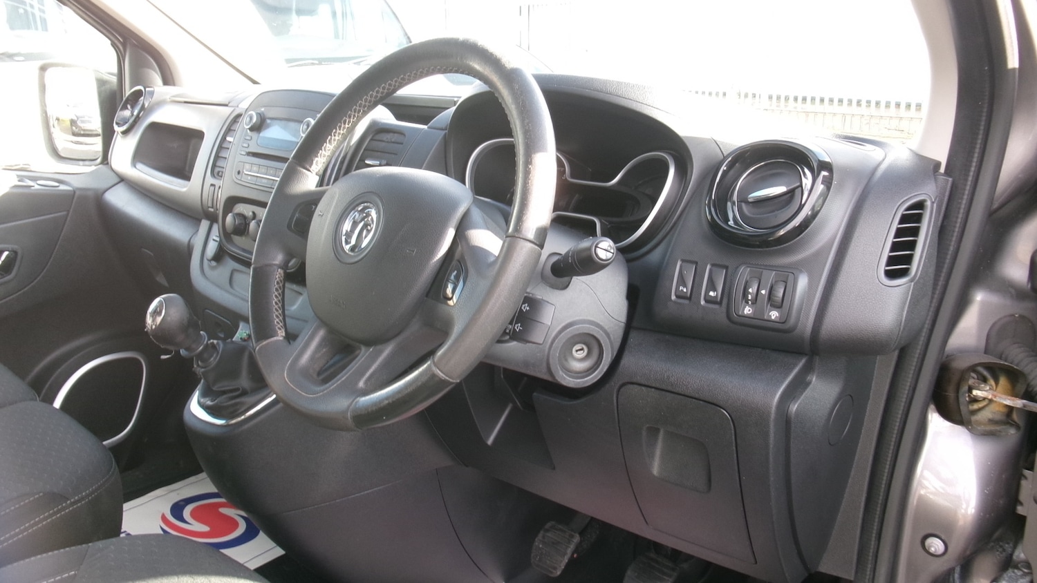 Used Vauxhall Vivaro 2016 for sale - 75995135: Photo 19