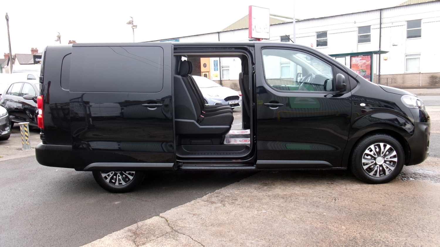 Used Vauxhall Vivaro 2023 for sale - 76505045: Photo 8