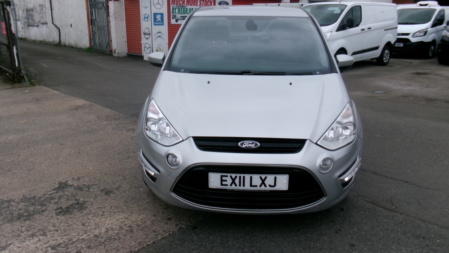 Used Ford S-Max 2011 for sale - 76290405: Photo 16