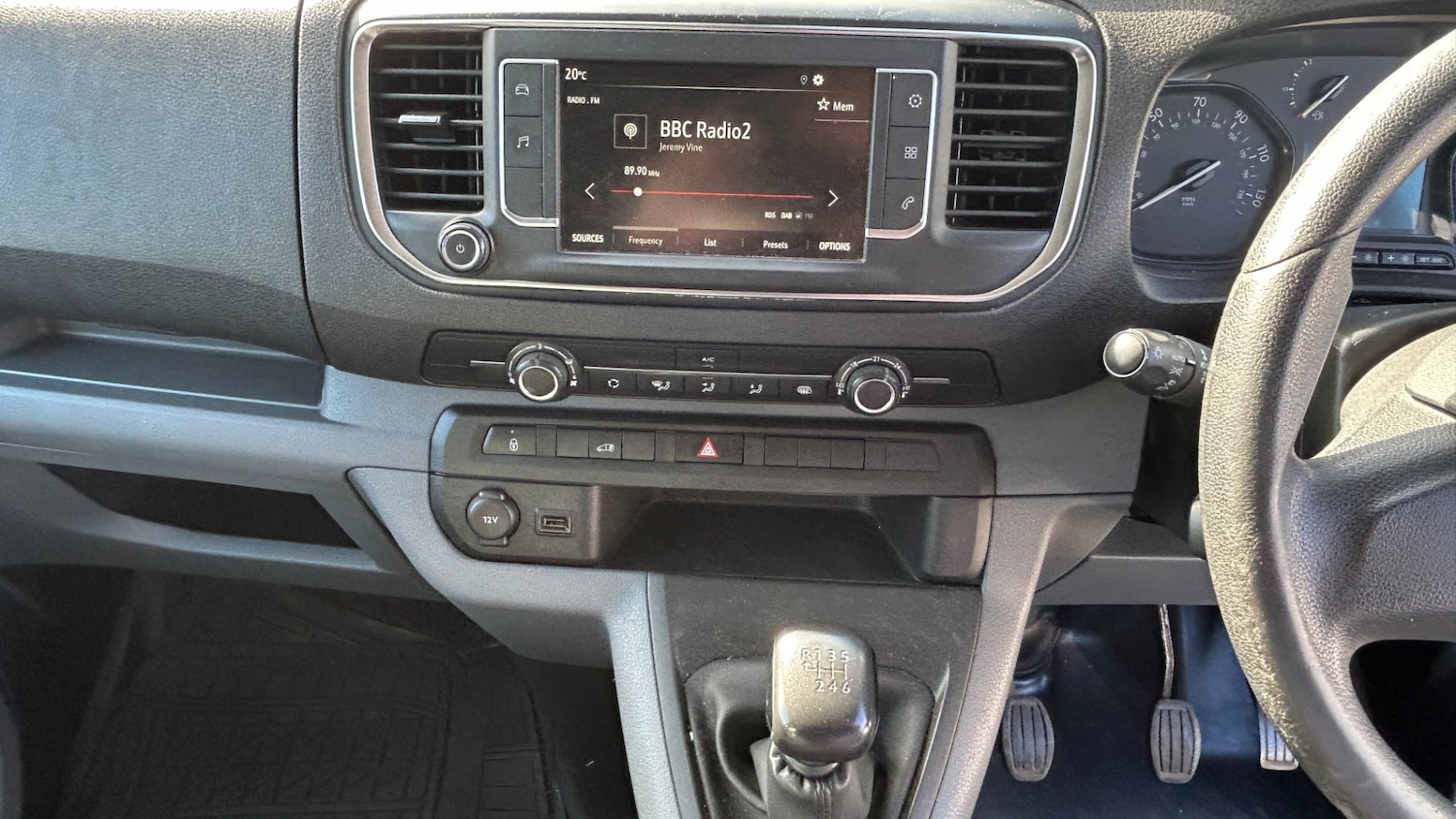 Used Vauxhall Vivaro 2020 for sale - 78064206: Photo 4