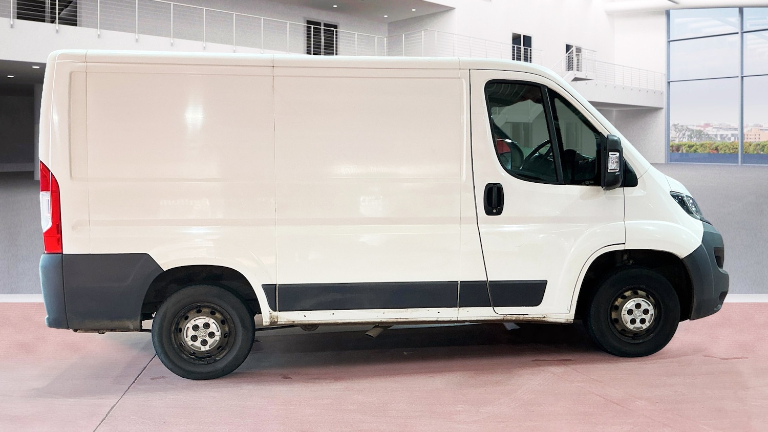 Used Peugeot Boxer 2017 for sale - 76580102: Photo 10