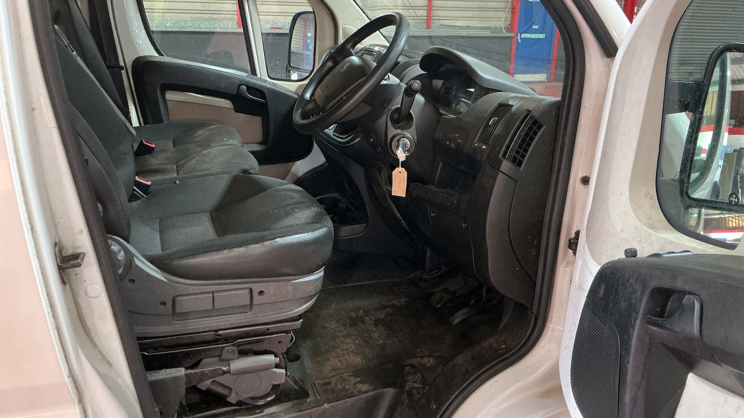 Used Peugeot Boxer 2017 for sale - 76580102: Photo 3