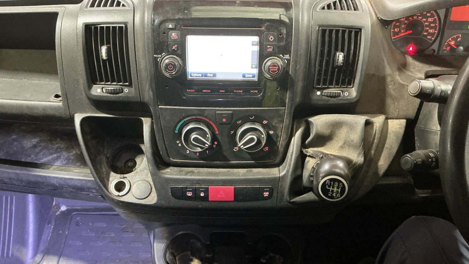 Used Peugeot Boxer 2017 for sale - 76580102: Photo 4