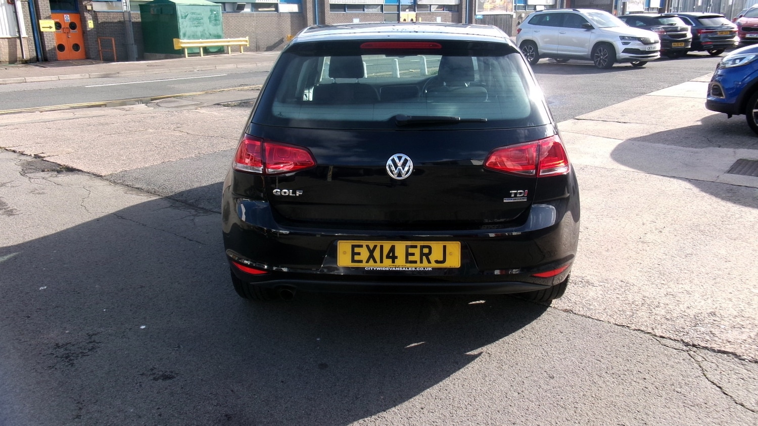Used Volkswagen Golf 2014 for sale - 76292302: Photo 12