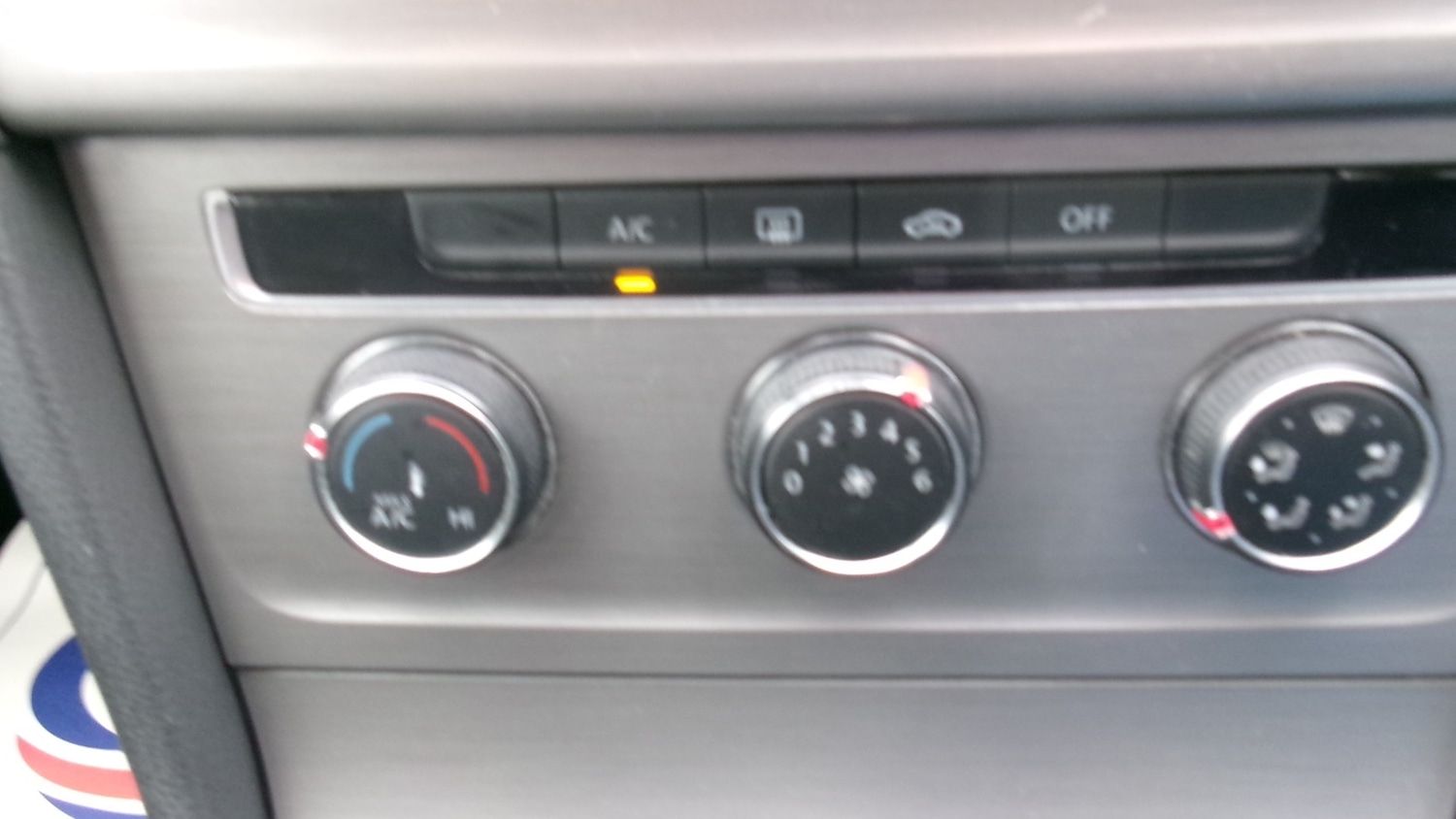 Used Volkswagen Golf 2014 for sale - 76292302: Photo 3