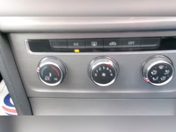 Used Volkswagen Golf 2014 for sale - 76292302: Photo 3