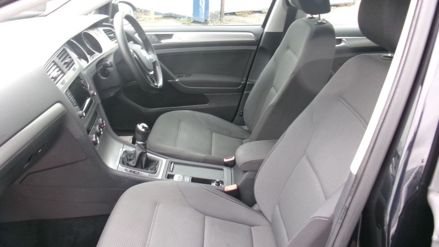 Used Volkswagen Golf 2014 for sale - 76292302: Photo 5