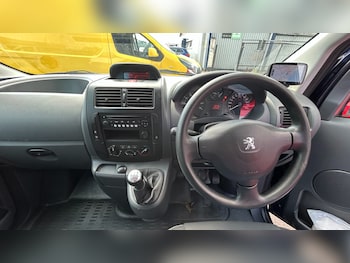 Used Peugeot Expert 2016 for sale - 79091740: Photo