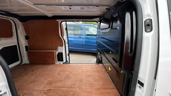 Used Vauxhall Vivaro 2021 for sale - 74635617: Photo 11