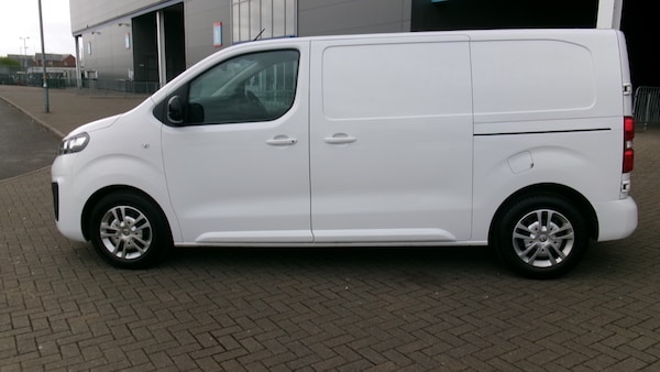 Used Vauxhall Vivaro 2021 for sale - 74635617: Photo 18