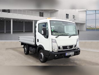 Used Nissan Cabstar 2016 for sale - 76037585: Photo 2