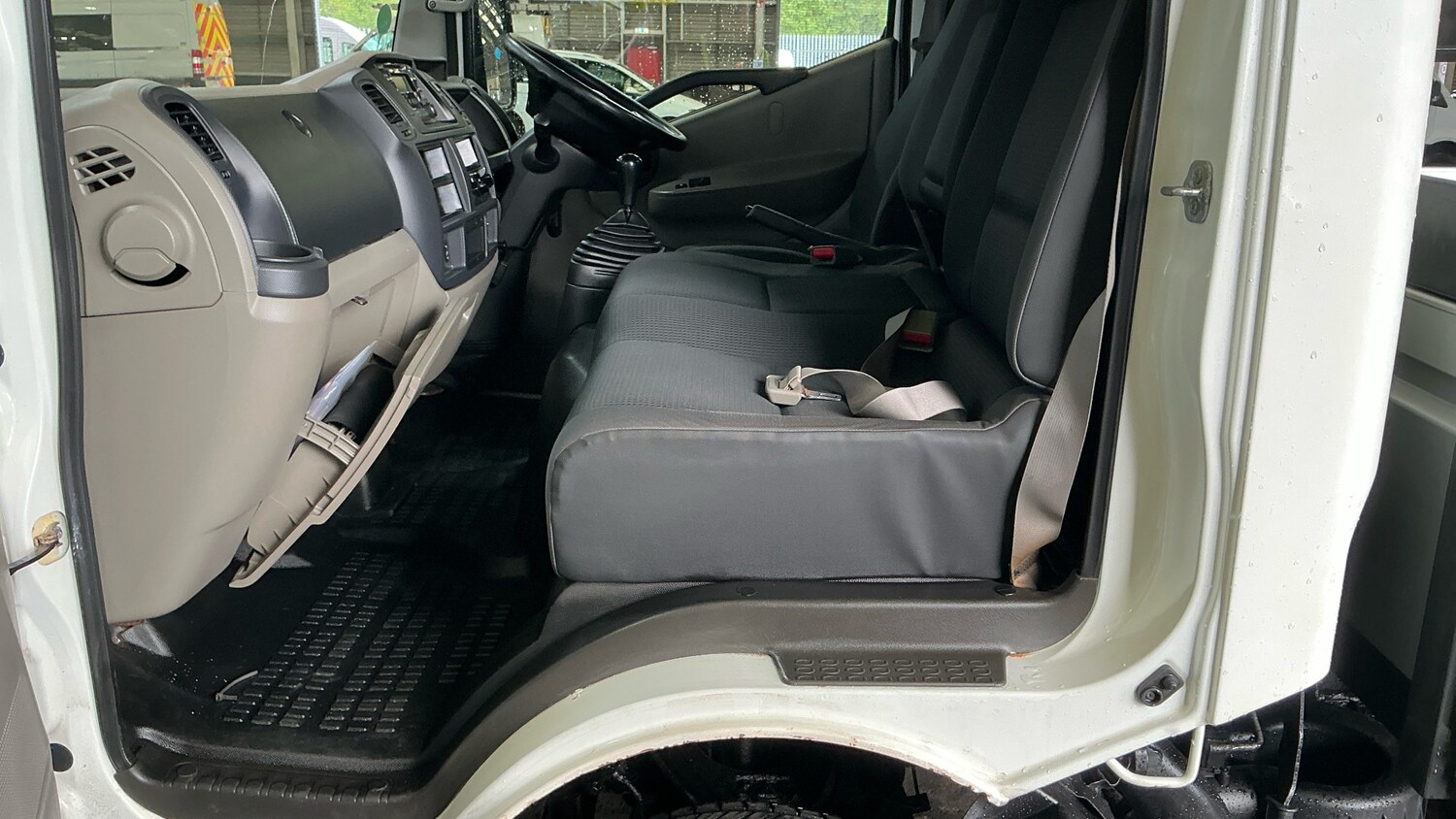 Used Nissan Cabstar 2016 for sale - 76037585: Photo 5