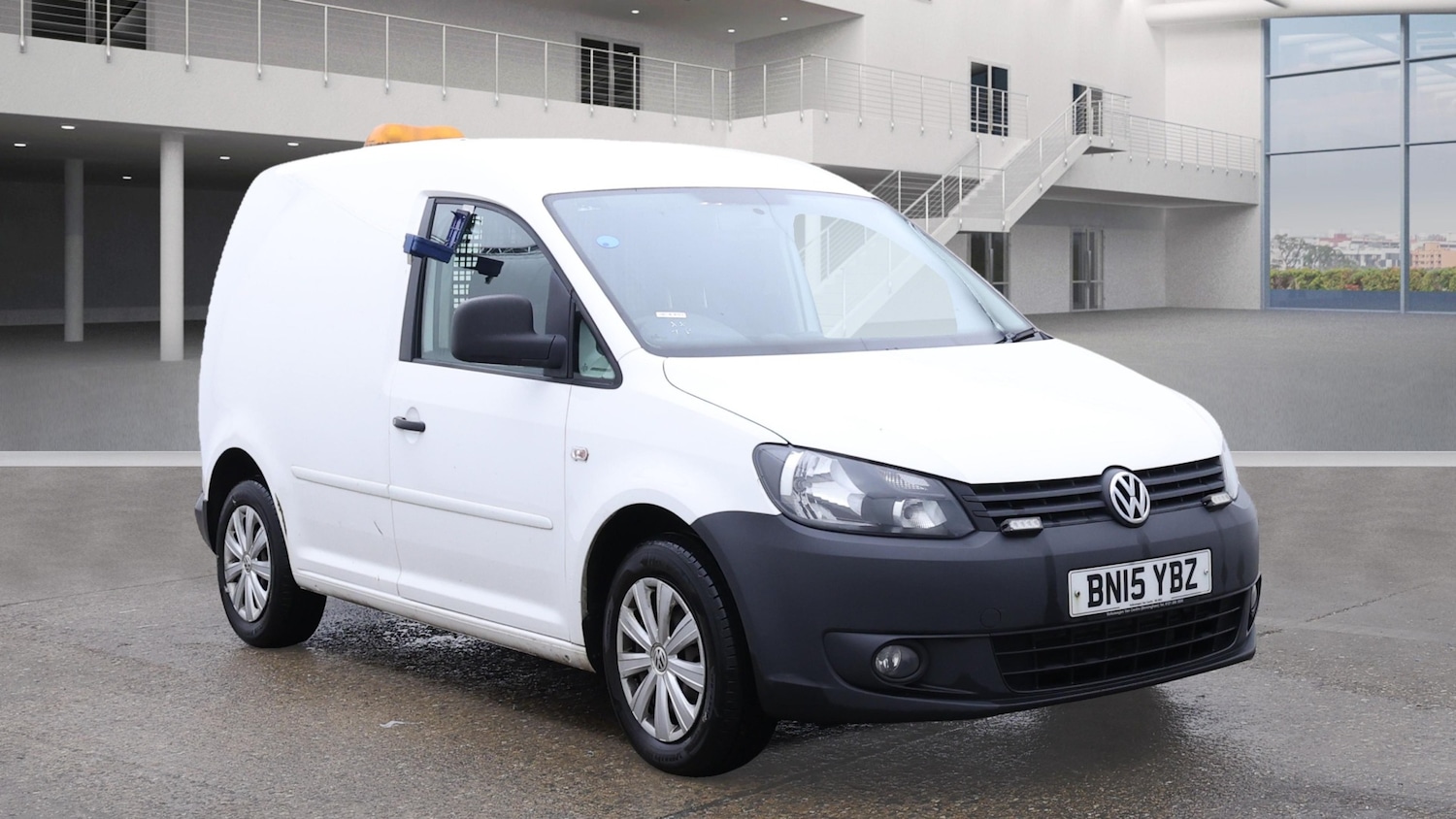 Used Volkswagen Caddy 2015 for sale - 77045794: Photo 2