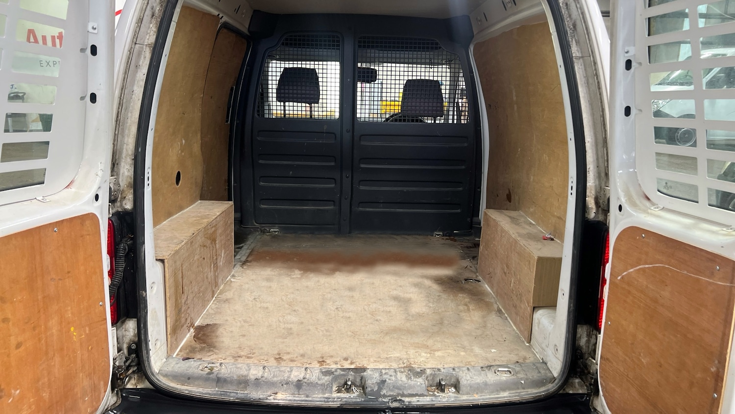 Used Volkswagen Caddy 2015 for sale - 77045794: Photo 7