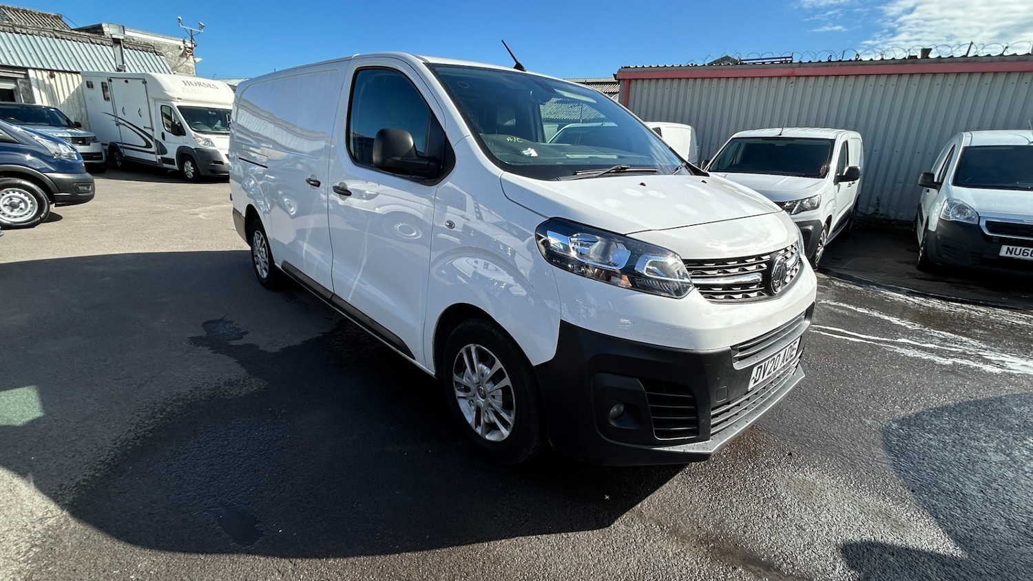 Used Vauxhall Vivaro 2020 for sale - 77077105: Photo 2