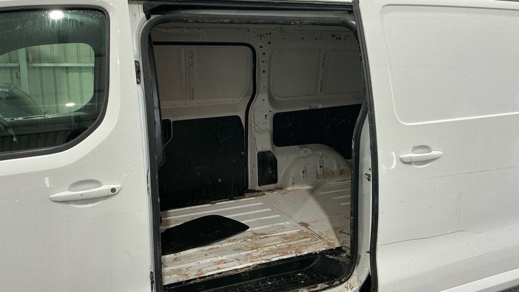 Used Vauxhall Vivaro 2020 for sale - 77745686: Photo 7