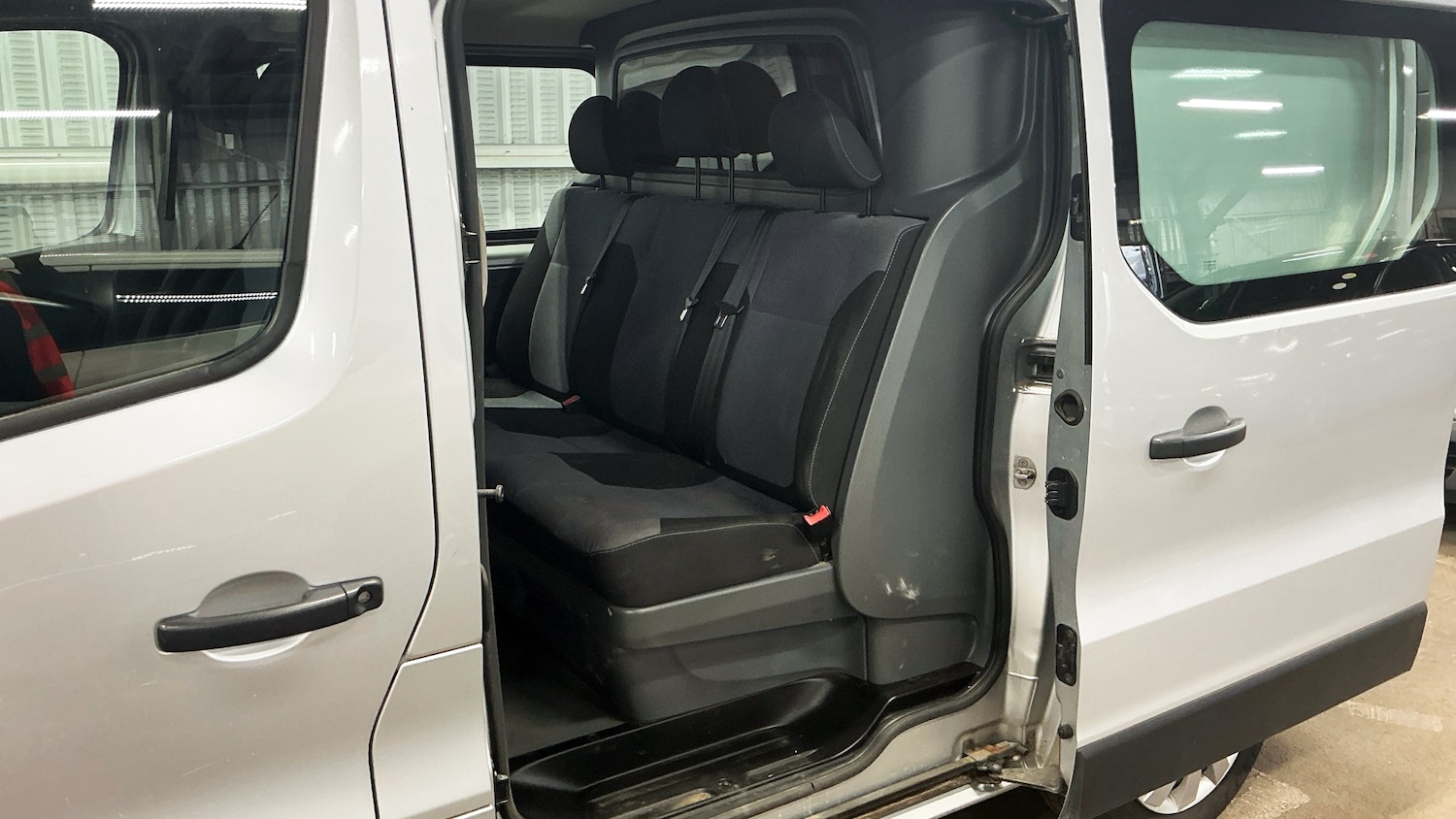 Used Vauxhall Vivaro 2018 for sale - 77406193: Photo 10