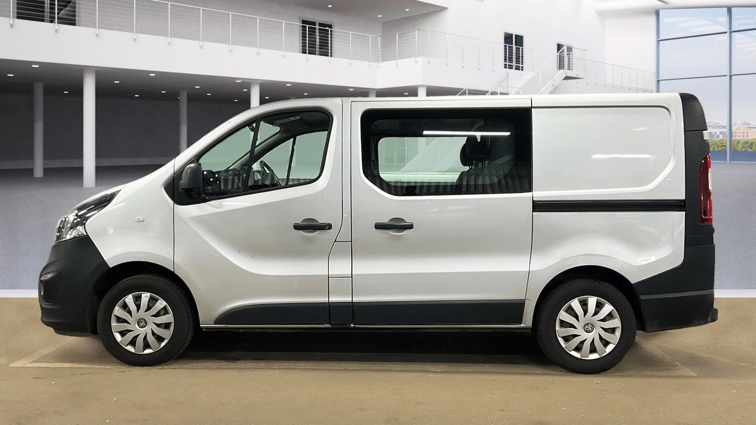 Used Vauxhall Vivaro 2018 for sale - 77406193: Photo 11