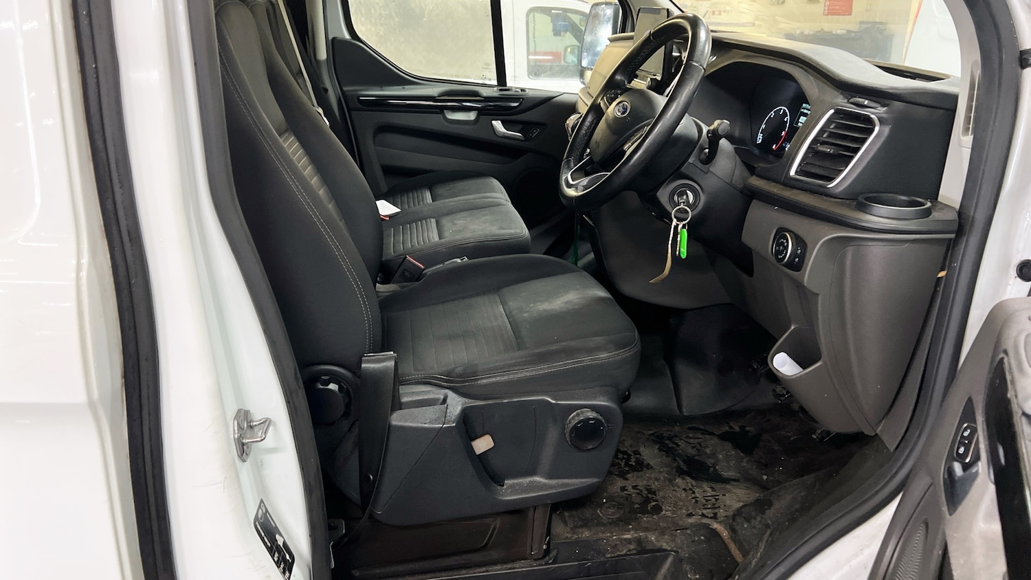 Used Ford Transit Custom 2021 for sale - 77045689: Photo 3