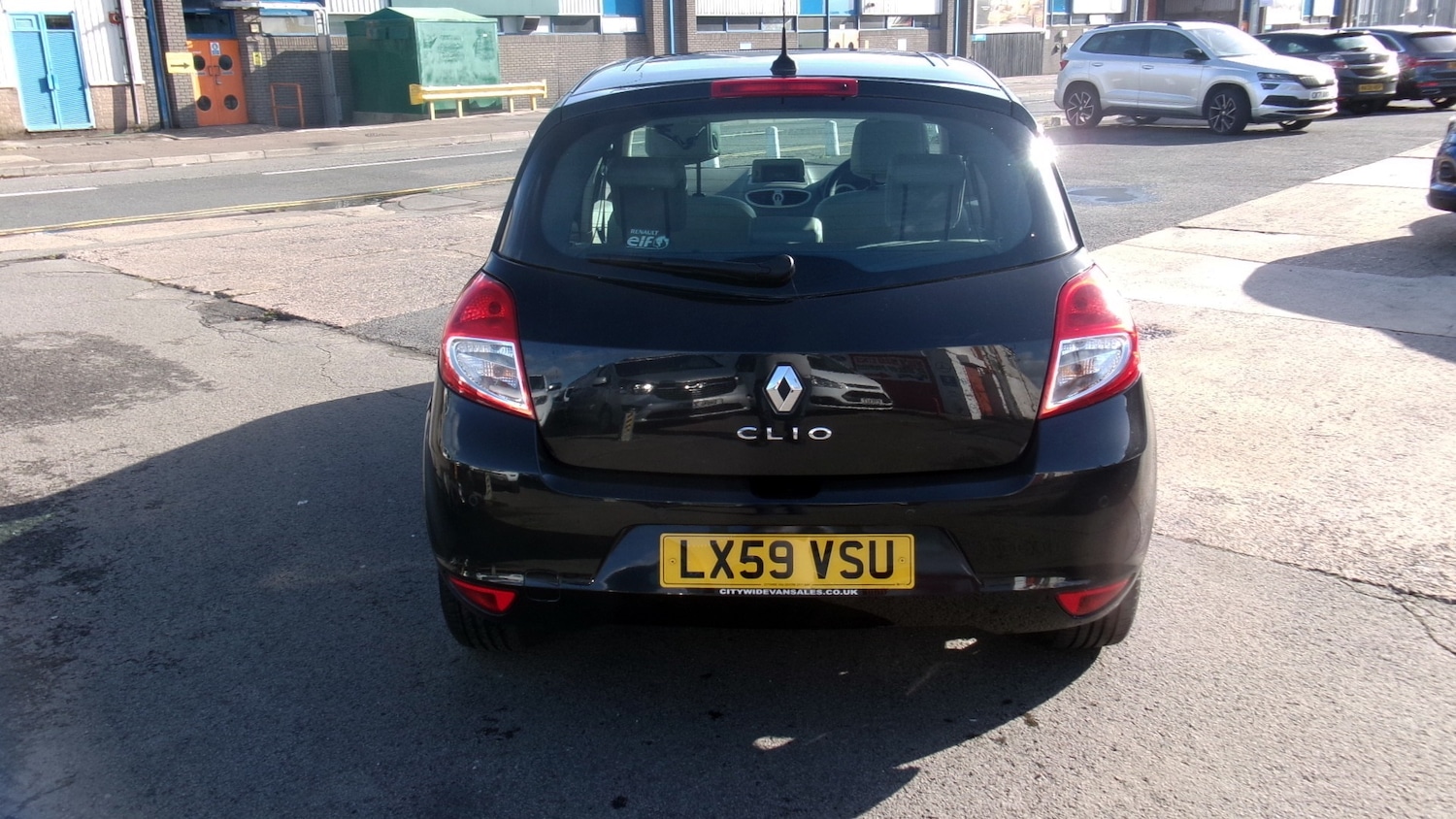 Used Renault Clio 2009 for sale - 76384726: Photo 12
