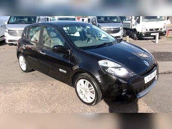 Used Renault Clio 2009 for sale - 76384726: Photo