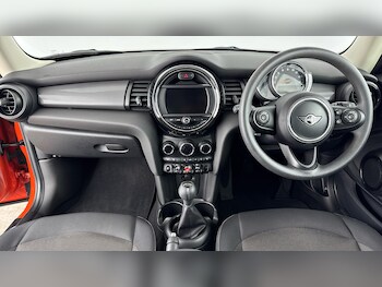 Used MINI Hatch 2019 for sale - 77776174: Photo