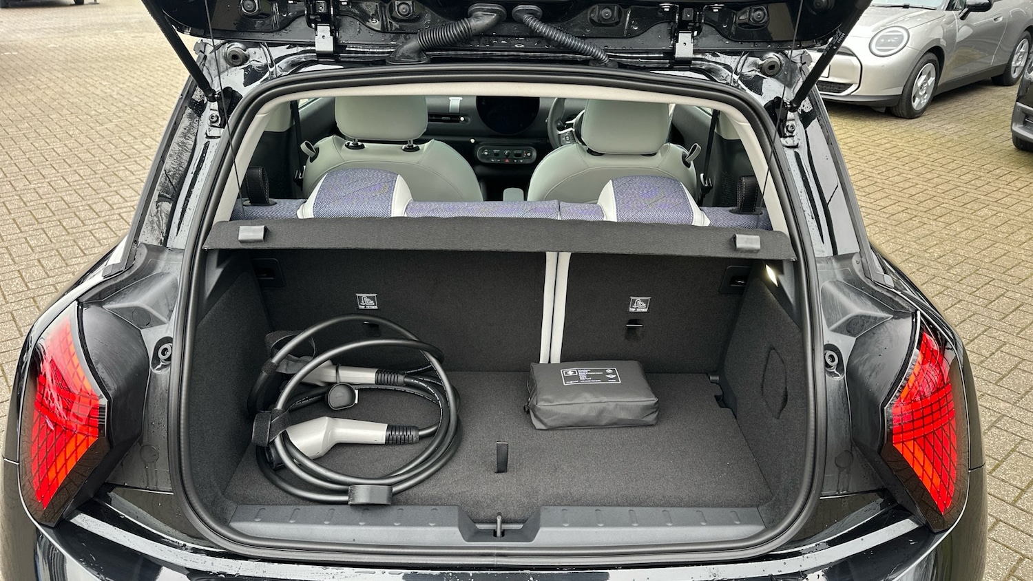 Used MINI Cooper 2024 for sale - 77170300: Photo 13