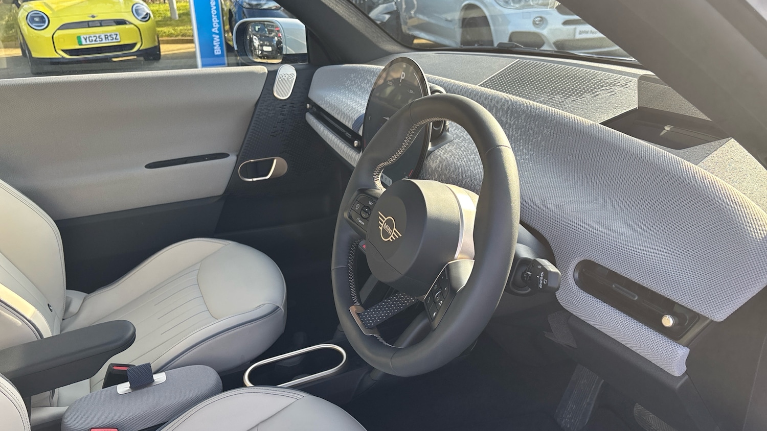 Used MINI Cooper 2024 for sale - 76383067: Photo 6