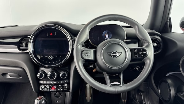 Used MINI Hatch 2022 for sale - 76129306: Photo 5