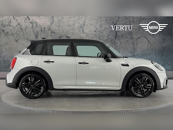 Used MINI Hatch 2022 for sale - 75586820: Photo