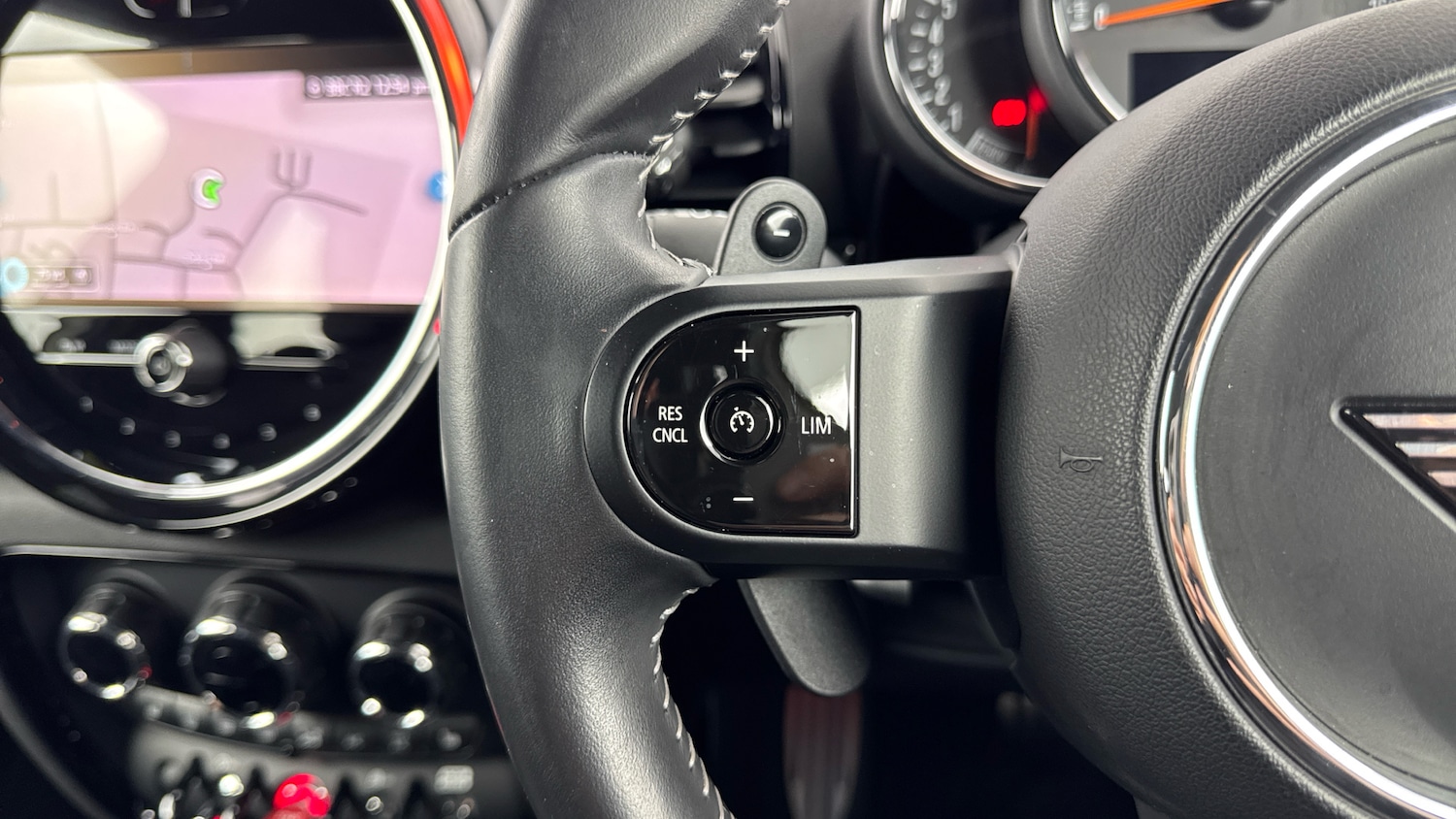 Used MINI Clubman 2022 for sale - 76877762: Photo 17