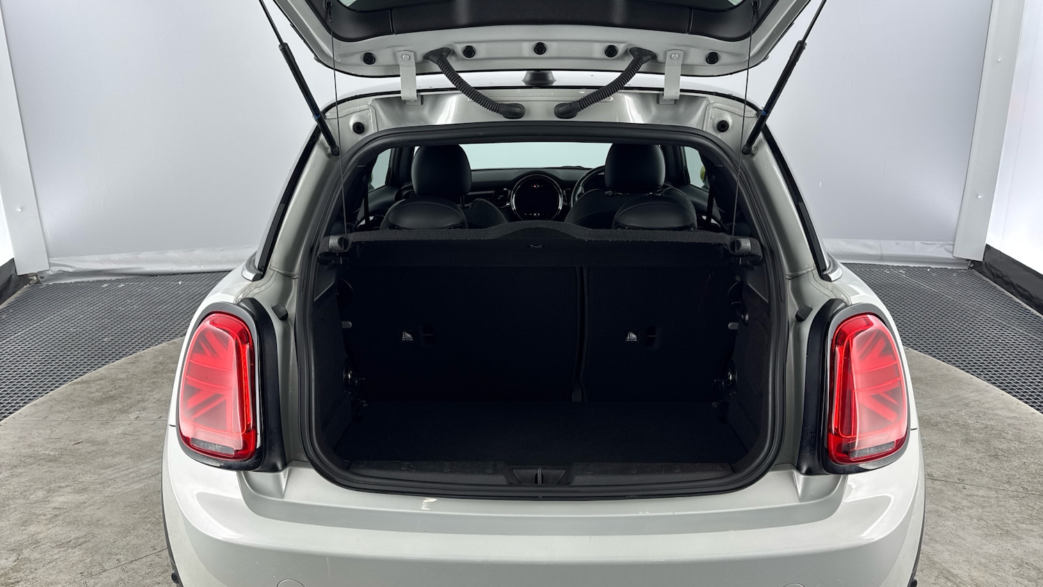 Used MINI Hatch 2022 for sale - 76684728: Photo 13