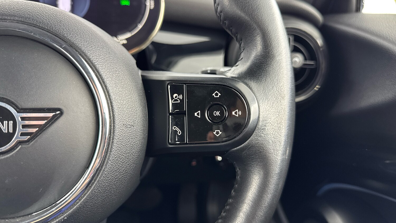 Used MINI Hatch 2022 for sale - 76684728: Photo 18