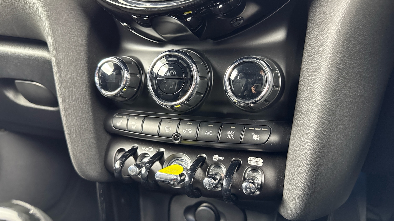 Used MINI Hatch 2022 for sale - 76684728: Photo 19