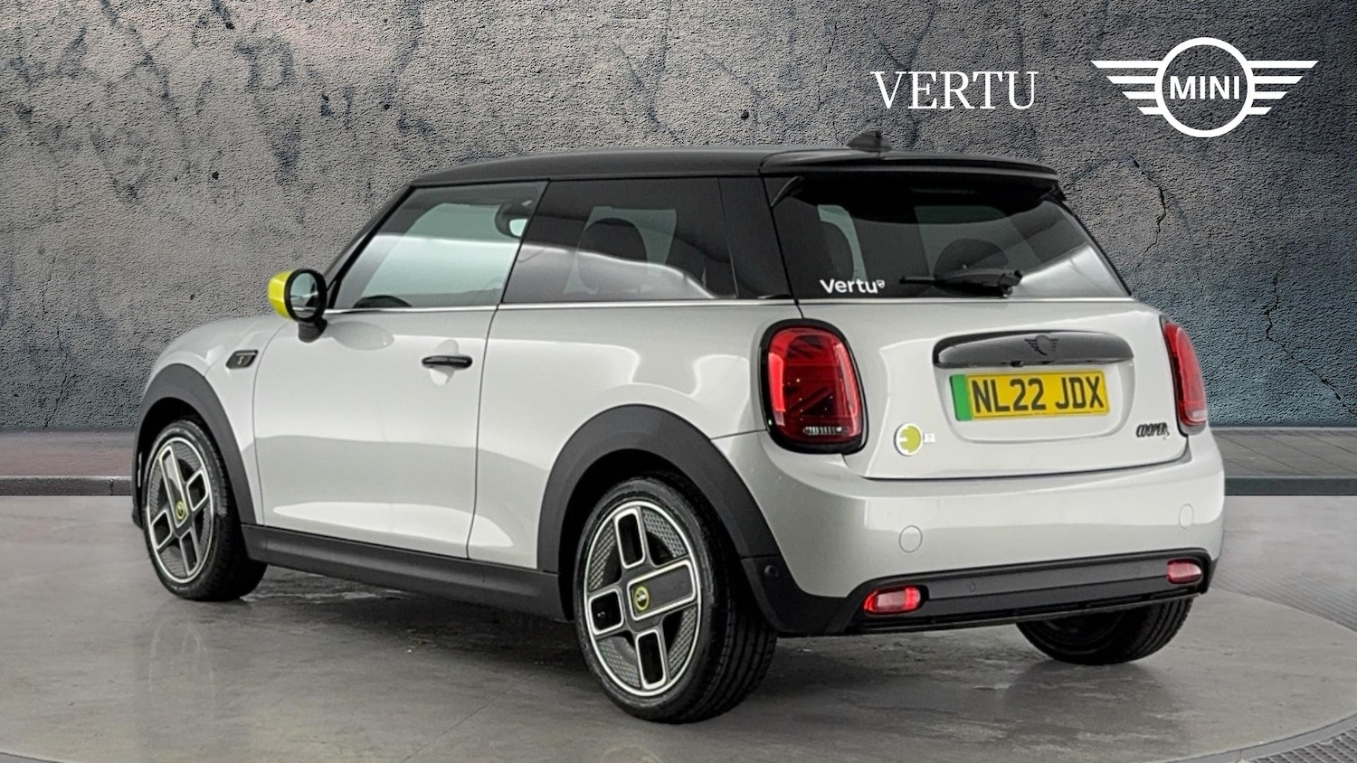 Used MINI Hatch 2022 for sale - 76684728: Photo 2