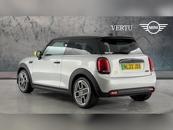 Used MINI Hatch 2022 for sale - 76684728: Photo