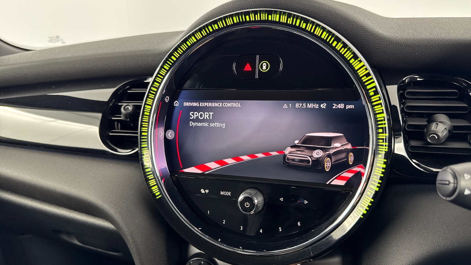 Used MINI Hatch 2022 for sale - 76684728: Photo 31