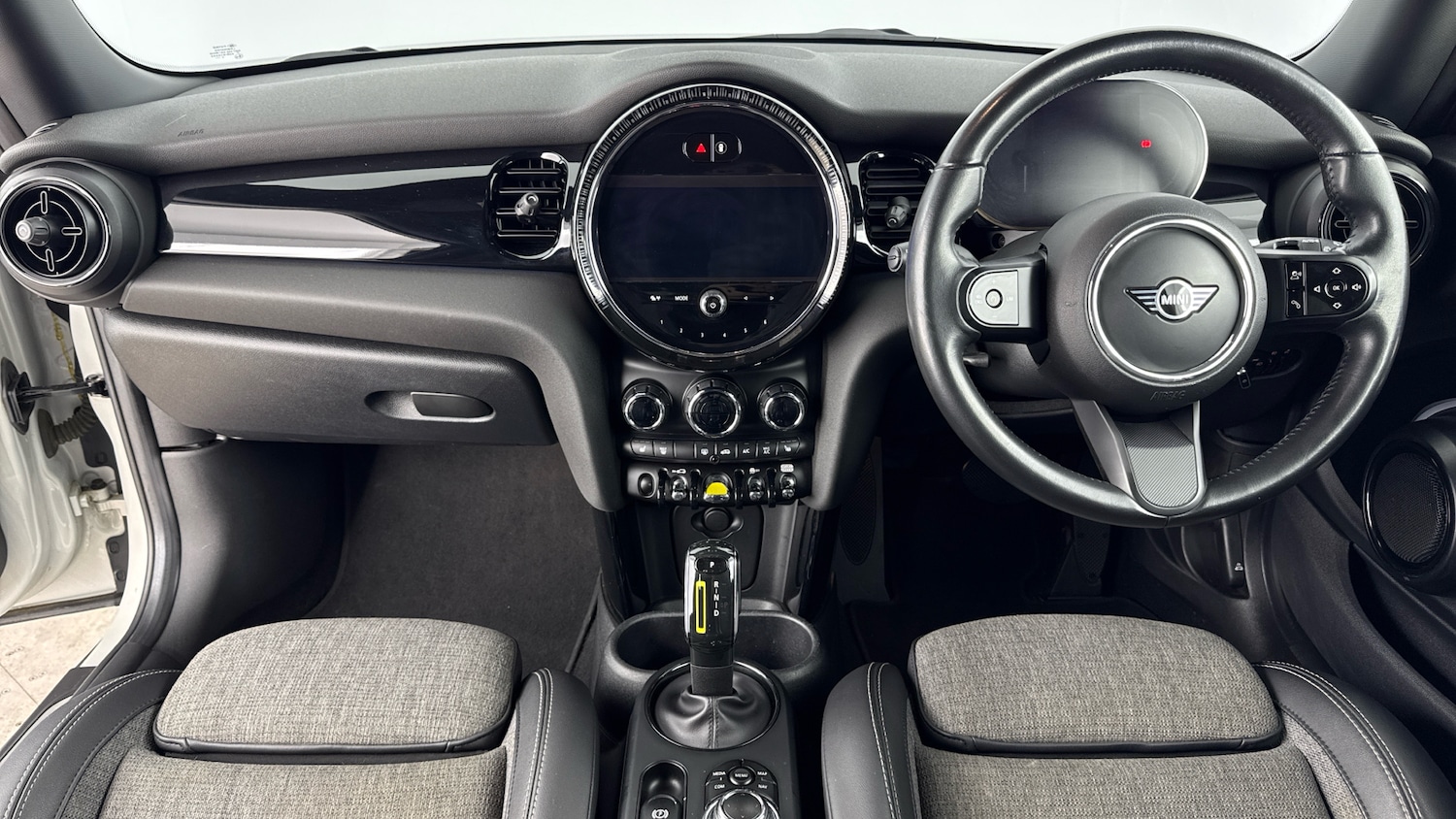 Used MINI Hatch 2022 for sale - 76684728: Photo 4