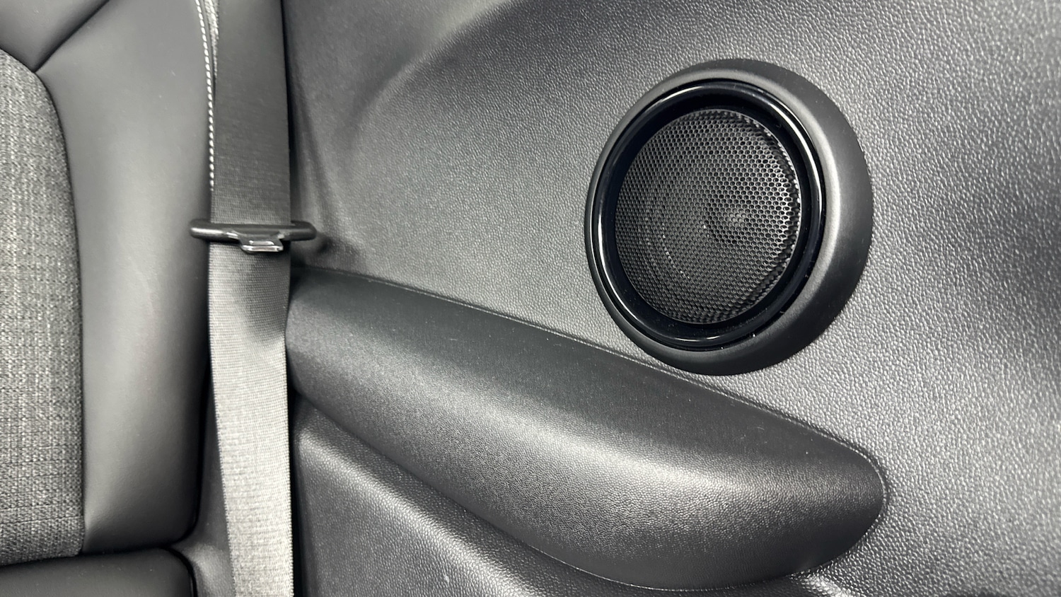 Used MINI Hatch 2022 for sale - 76684728: Photo 42