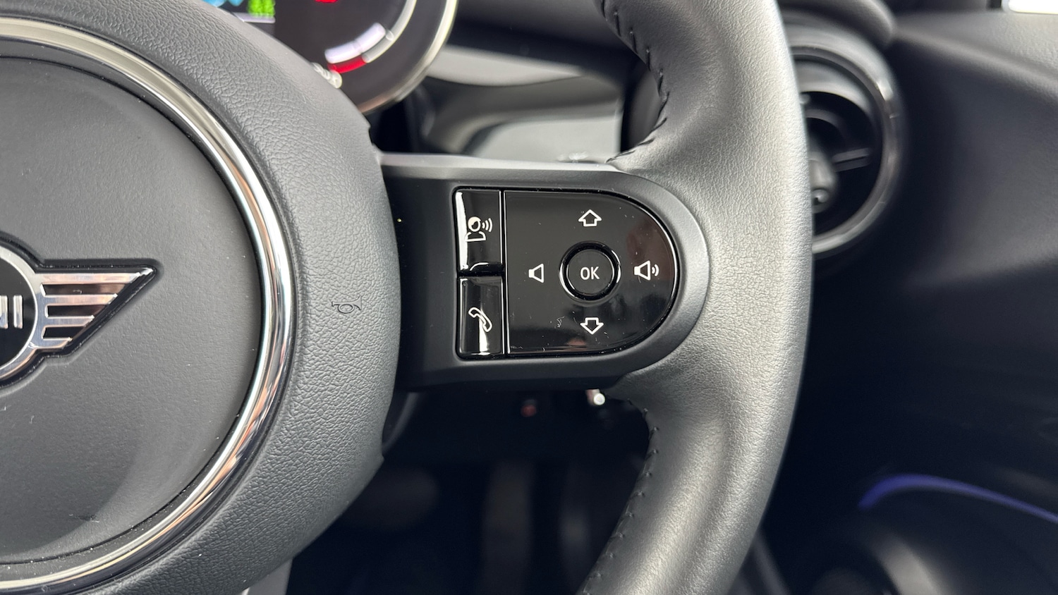 Used MINI Hatch 2023 for sale - 76319986: Photo 18