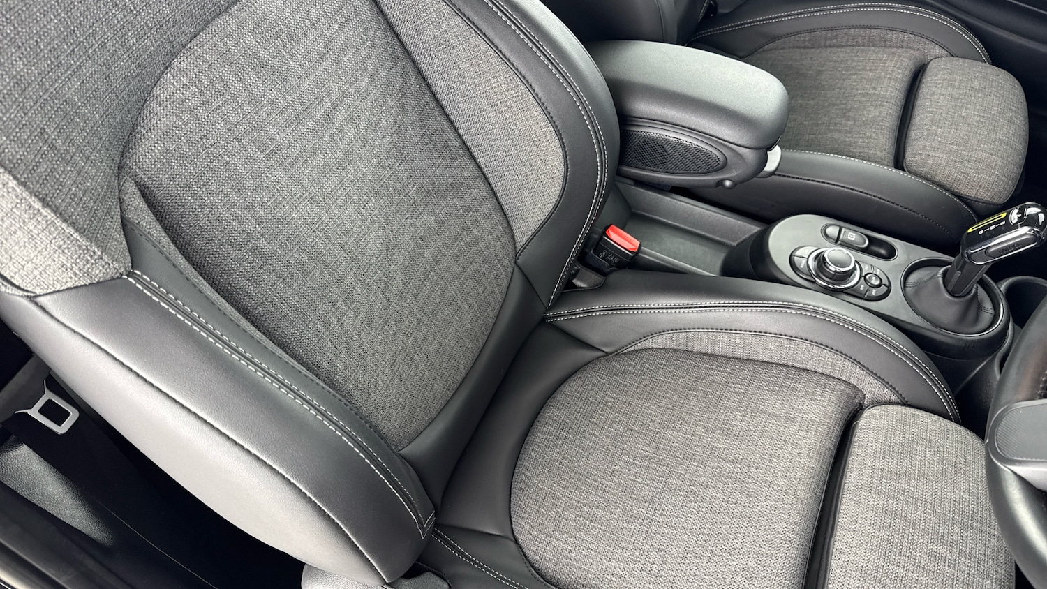 Used MINI Hatch 2023 for sale - 78106178: Photo 32