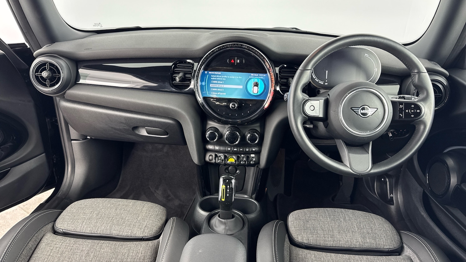 Used MINI Hatch 2023 for sale - 78106178: Photo 4