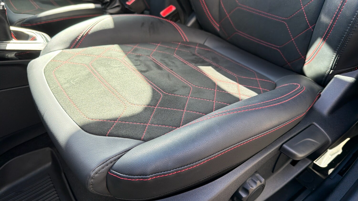 Used Ford Puma 2024 for sale - 78038538: Photo 32