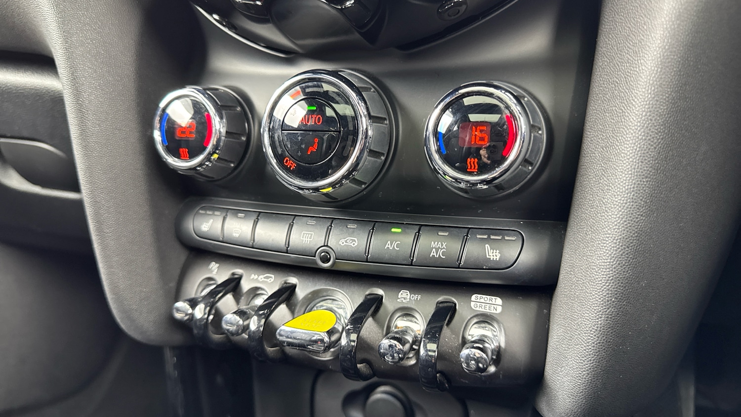 Used MINI Hatch 2021 for sale - 76738664: Photo 34