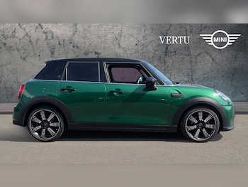 Used MINI Hatch 2023 for sale - 78733374: Photo