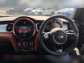 Used MINI Hatch 2023 for sale - 78733374: Photo