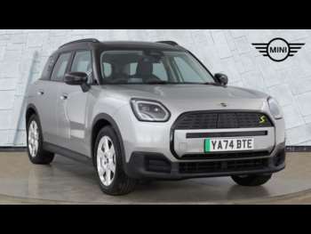 2024 (74) - 230kW SE Classic ALL4 66kWh 5dr Auto Electric Hatchback