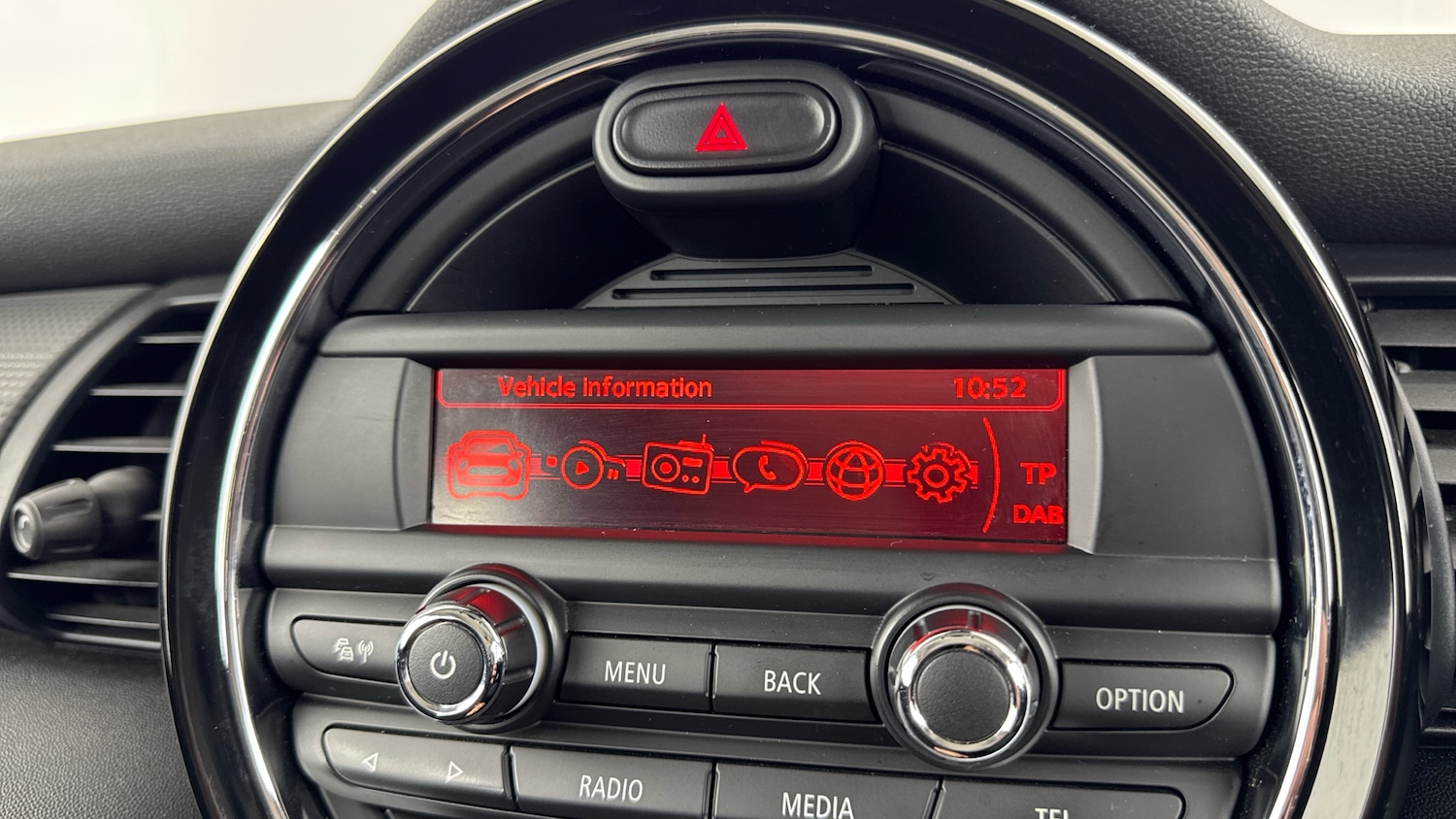 Used MINI Hatch 2017 for sale - 77354253: Photo 28