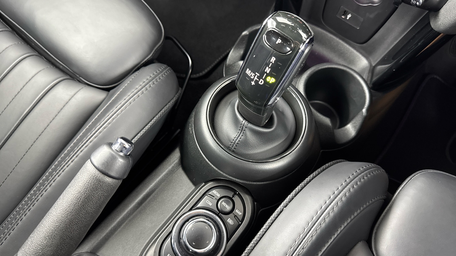 Used MINI Hatch 2022 for sale - 77902309: Photo 10