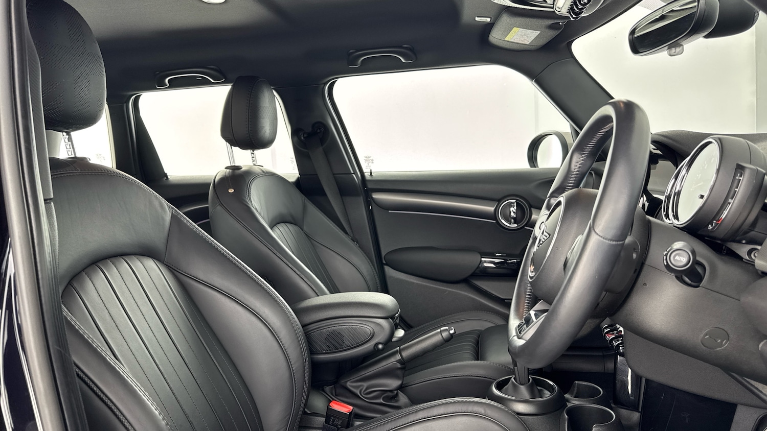 Used MINI Hatch 2022 for sale - 77902309: Photo 11